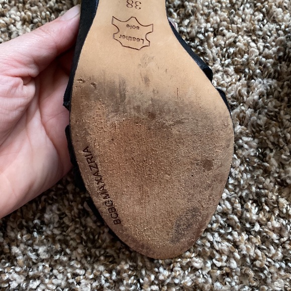 Gorgeous BCBG Black Pumps - Picture 7 of 8